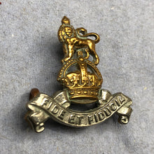 Load image into Gallery viewer, Original WW2 British Army RAPC Royal Army Pay Corps Collar Badge - The Militaria Shop