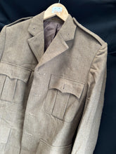 Charger l'image dans la galerie, Grade 1 British Army FAD No2 Dress Uniform Jacket - Size 188/96/80 - The Militaria Shop
