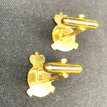Lade das Bild in den Galerie-Viewer, British RAF Fighter Command Military Cufflinks Set - The Militaria Shop