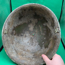 Charger l'image dans la galerie, Original British Army Combat Helmet Mk4 - The Militaria Shop
