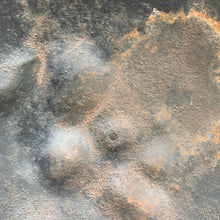 Lade das Bild in den Galerie-Viewer, Original British Army WW2 Combat Steel Helmet - The Militaria Shop