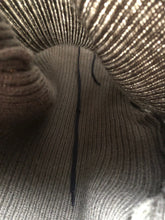 Load image into Gallery viewer, Genuine British Army OD Olive Green Pull Over Commando Jumper Wool - Size 94cm - The Militaria Shop