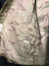 Charger l'image dans la galerie, British Army MTP Camouflaged Combat Jacket Warm Weather - Size 170/112 - The Militaria Shop