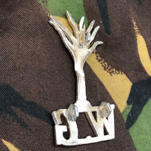 Charger l'image dans la galerie, Original British Staybrite Army Cap - Welsh Guards - The Militaria Shop