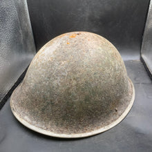Lade das Bild in den Galerie-Viewer, Original British Army Mk4 Turtle Combat Helmet - The Militaria Shop