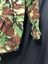 Charger l'image dans la galerie, Genuine British Army Surplus DPM Camouflaged Combat Smock - Size 180/96 - The Militaria Shop