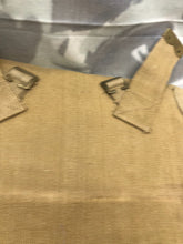 Charger l'image dans la galerie, Original WW2 Dated British Army 37 Pattern Large Pack - Great Condition - The Militaria Shop
