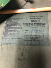 Charger l'image dans la galerie, Genuine British Army 68 Pattern DPM Field Jacket Smock - Size 1 - 38" Chest - The Militaria Shop