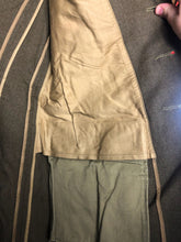 Lade das Bild in den Galerie-Viewer, Original WW2 US Army Class A Dress Jacket - Private Ryan Prop - 39" Short - The Militaria Shop