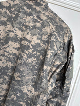 Load image into Gallery viewer, Surplus US Army ACU Combat Uniform Jacket-Medium Long - The Militaria Shop
