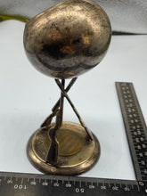 Charger l'image dans la galerie, Interesting 1970s British Army Wives Shooting Award - Cigarette Ashtray - The Militaria Shop