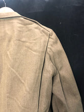 Lade das Bild in den Galerie-Viewer, Original WW2 US Army Class A Dress Jacket 1941 - Private Ryan Prop - 38" Long - The Militaria Shop