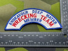 Lade das Bild in den Galerie-Viewer, Interesting Endeavour Deep Water Wrecking Team Member Shoulder Badge - The Militaria Shop