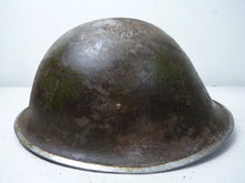 Charger l'image dans la galerie, Mk3 Canadian / British Army Original WW2 Turtle Helmet High Rivet - The Militaria Shop