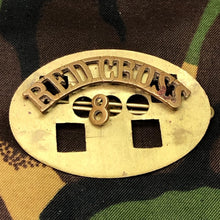 Load image into Gallery viewer, Original WW1 British Army Red Cross Shoulder Title - The Militaria Shop