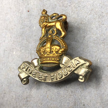 Load image into Gallery viewer, Original WW2 British Army RAPC Royal Army Pay Corps Collar Badge - The Militaria Shop