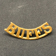 Load image into Gallery viewer, Original WW1 British Army Royal East Kent Buffs Brass Shoulder Title - The Militaria Shop