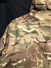 Lade das Bild in den Galerie-Viewer, Genuine British Army MTP Camouflaged Windproof Smock - Size 170/96 - The Militaria Shop