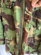 Load image into Gallery viewer, Genuine British Army Surplus DPM Camouflaged 1968 Pattern Smock - Size 36" Chest - The Militaria Shop