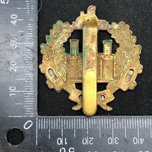Load image into Gallery viewer, Genuine WW2 British Army Brass Cap Badge - Essex Regiment - The Militaria Shop
