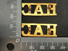 Load image into Gallery viewer, Original WW1 British Army Brass Shoulder Titles - Honourable Artillery Company - The Militaria Shop
