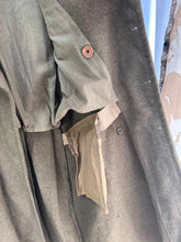 Load image into Gallery viewer, Original WW2 Canadian Army Soldiers Greatcoat - Size 38" Chest - The Militaria Shop