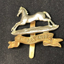 Charger l'image dans la galerie, Genuine WW2 British Army Brass Cap Badge - West Yorkshire Regiment - The Militaria Shop