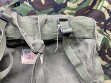 Lade das Bild in den Galerie-Viewer, Original British Army 58 Pattern Webbing Back Pack - The Militaria Shop