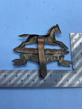 Lade das Bild in den Galerie-Viewer, Original British Army 1st Volunteer Battalion West Yorkshire Regiment Cap Badge - The Militaria Shop