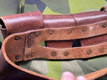 Lade das Bild in den Galerie-Viewer, Image #8