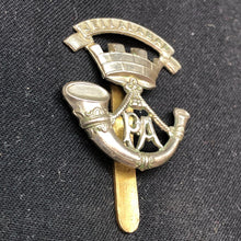 Lade das Bild in den Galerie-Viewer, Original WW2 British Army Cap Badge - Somerset Light Infantry - The Militaria Shop