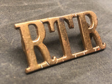 Load image into Gallery viewer, Genuine British Army Brass Shoulder Title - Royal Tank Regiment RTR - The Militaria Shop