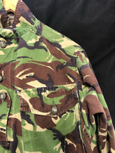 Load image into Gallery viewer, Genuine British Army Camouflage DPM Lightweight Jacket - Size 170/96 - The Militaria Shop