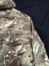Charger l'image dans la galerie, Genuine British Army MTP Camouflaged Windproof Smock - Size 170/96 - The Militaria Shop