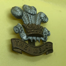 Load image into Gallery viewer, Original WW2 British Army Royal Welch Regiment Cap Badge - The Militaria Shop