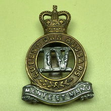 Lade das Bild in den Galerie-Viewer, Original British Army Cap Badge - 4th Queen's Own Hussars - The Militaria Shop