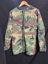 Charger l'image dans la galerie, US Army Jacket Mens Woodland Camo Combat Military Protective - X-Small - The Militaria Shop