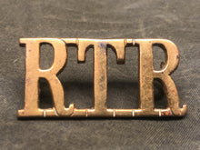 Load image into Gallery viewer, Genuine British Army Brass Shoulder Title - Royal Tank Regiment RTR - The Militaria Shop