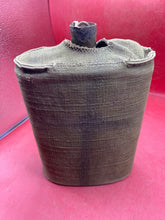 Lade das Bild in den Galerie-Viewer, Original WW2 British Army Waterbottle with Unusual Ribbed Canvas Cover - The Militaria Shop