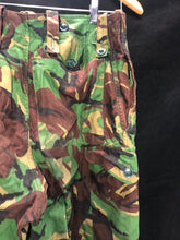 Charger l'image dans la galerie, Genuine British Army 68 Pattern DPM Trousers - Size 28" Waist - The Militaria Shop