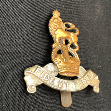 Charger l'image dans la galerie, Original British Army WW1 / WW2 Army Pay Corps Cap Badge - The Militaria Shop