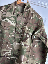 Charger l'image dans la galerie, Surplus British Army MTP Barrack Shirt -Size 160/90 - The Militaria Shop