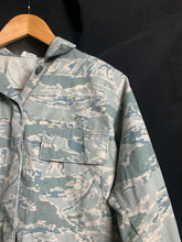 Load image into Gallery viewer, US Air Force Issue Tiger Stripe Camouflage Shirt - 37" Chest - The Militaria Shop
