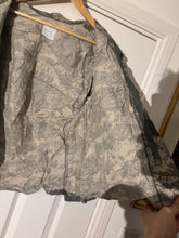 Load image into Gallery viewer, Surplus US Army ACU Combat Uniform Jacket -Size Medium-Short - The Militaria Shop