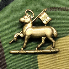 Load image into Gallery viewer, Original WW1 British Army Collar Badge - Queen's Royal Regiment (West Surrey) - The Militaria Shop