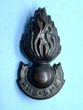 Lade das Bild in den Galerie-Viewer, Original South African Army - SA Railways & Harbours Brigade Cap Badge - The Militaria Shop