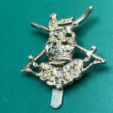 Lade das Bild in den Galerie-Viewer, Original British Army Cap Badge - Junior Leaders Regiment - The Militaria Shop