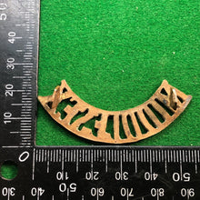 Load image into Gallery viewer, Original WW1 British Army Brass Shoulder Title - Middlesex - The Militaria Shop