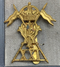 Load image into Gallery viewer, Original WW1 British Army 21st Lancers Cap Badge - The Militaria Shop
