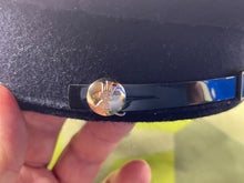 Lade das Bild in den Galerie-Viewer, Original British Army Yorkshire Regiment Peaked Cap - Size 56cm - The Militaria Shop